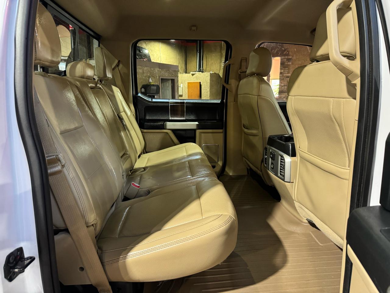 Ford F-150 4WD SuperCrew 145" Lariat 2016