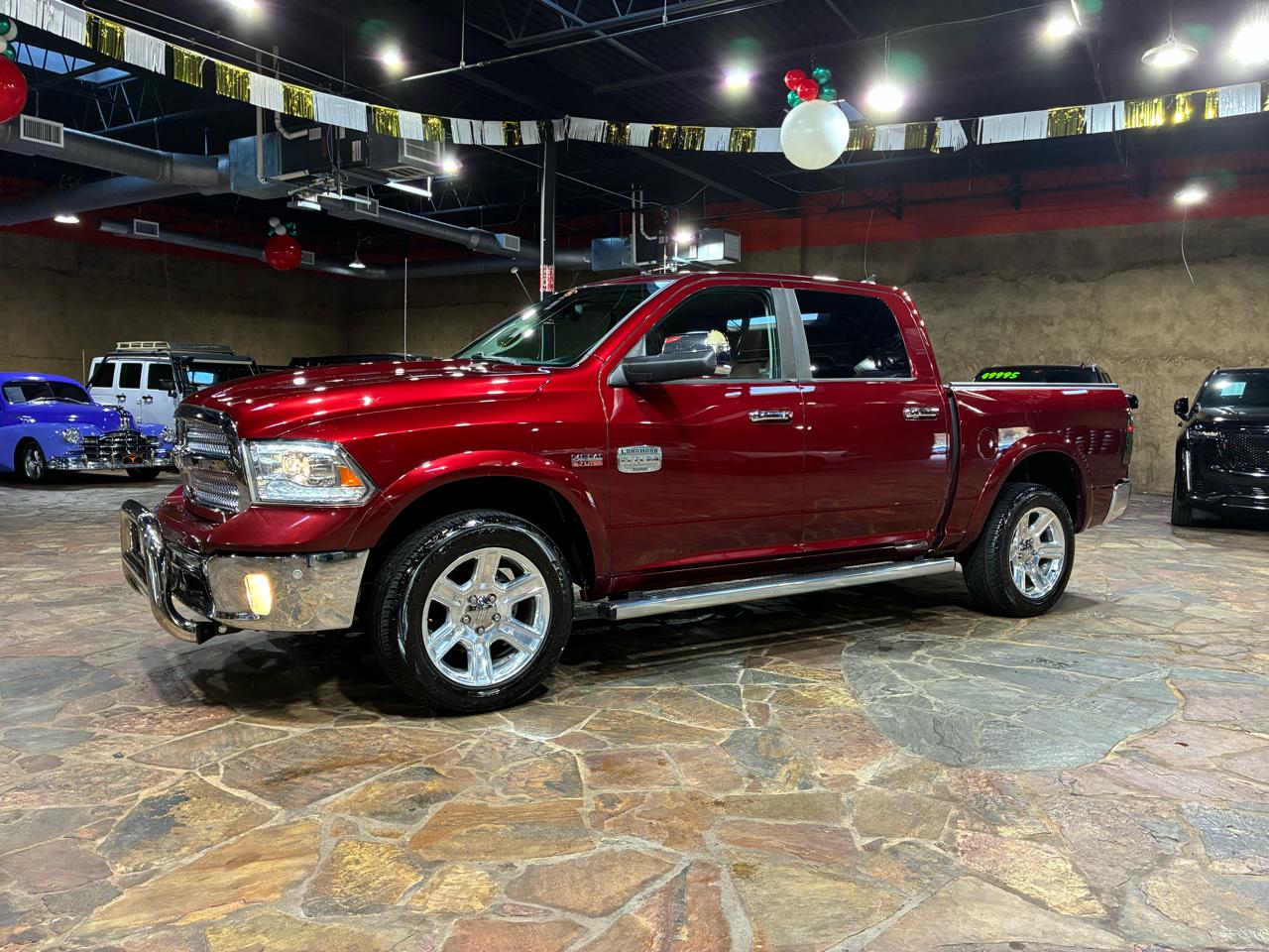 RAM 1500 4WD Crew Cab 140.5" Longhorn 2016