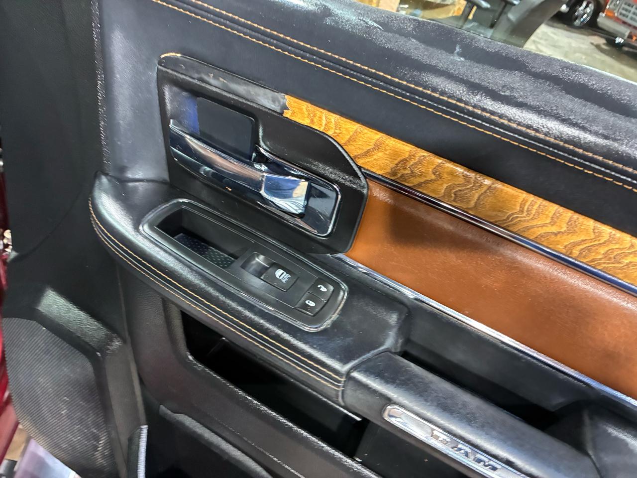 RAM 1500 4WD Crew Cab 140.5" Longhorn 2016