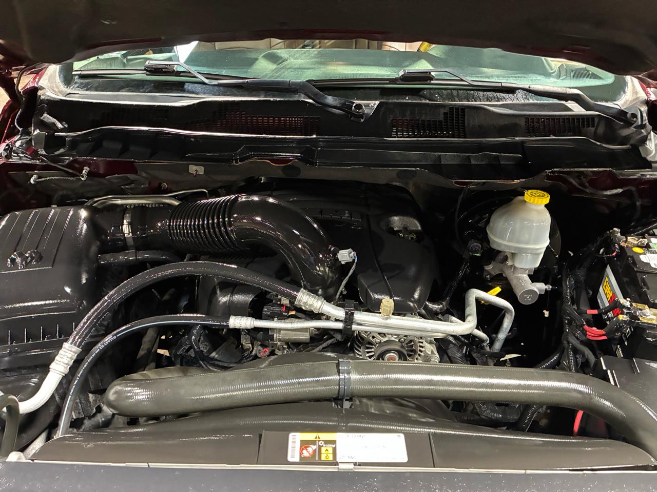 RAM 1500 4WD Crew Cab 140.5" Longhorn 2016