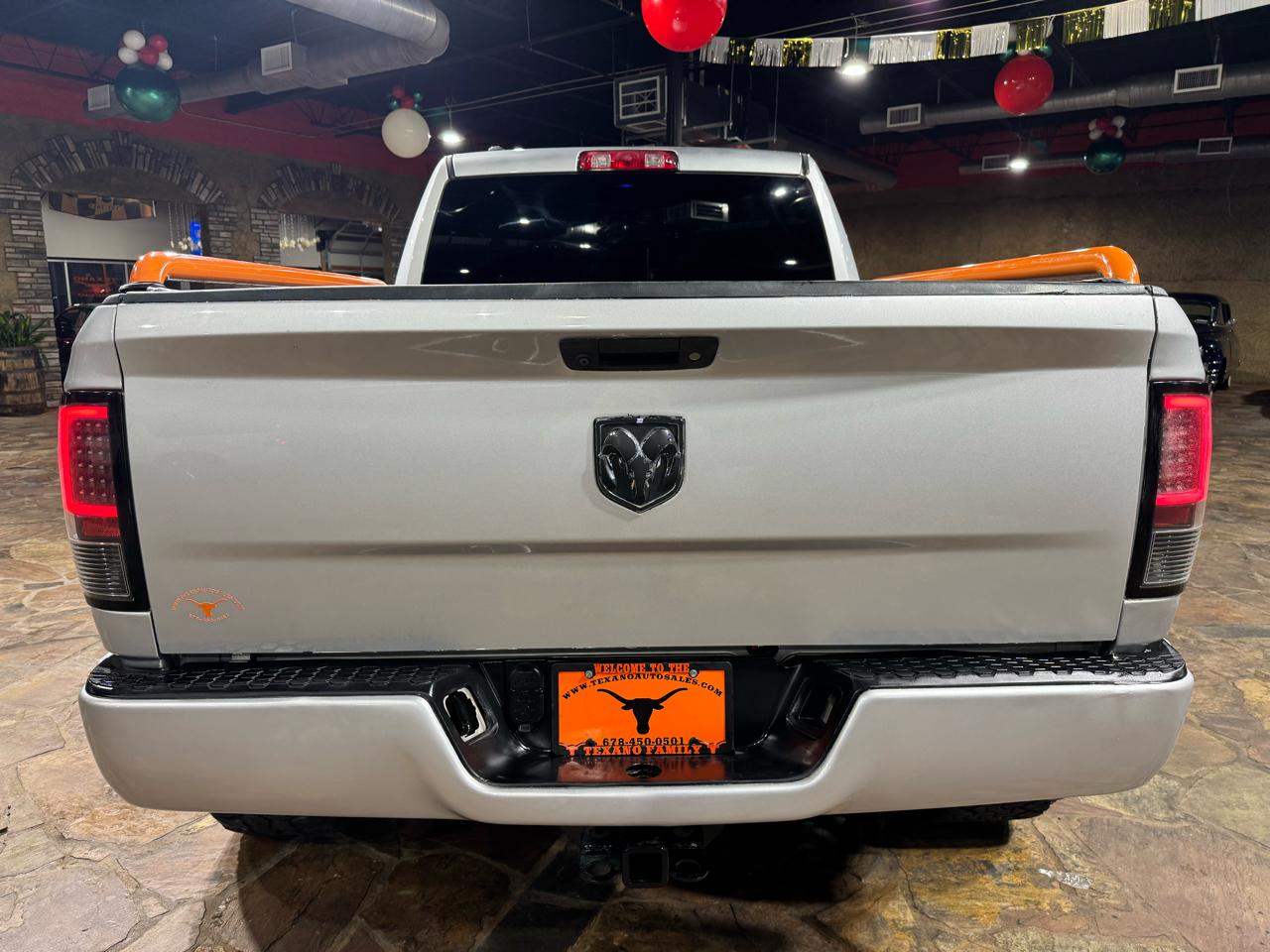 RAM 1500 2WD Quad Cab 140.5" Express 2016