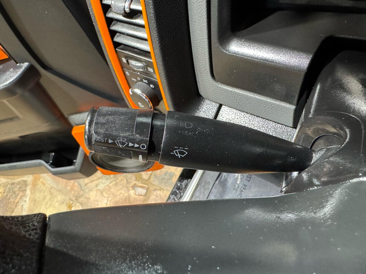 RAM 1500 2WD Quad Cab 140.5" Express 2016