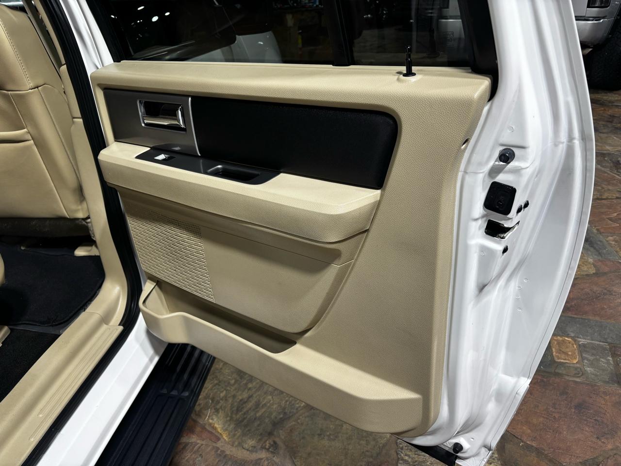 Ford Expedition EL 2WD 4dr XLT 2016