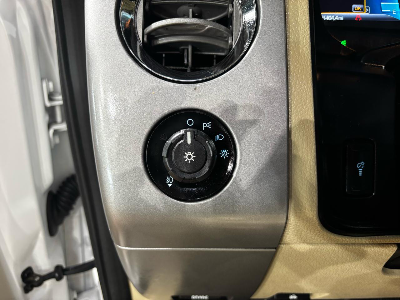 Ford Expedition EL 2WD 4dr XLT 2016