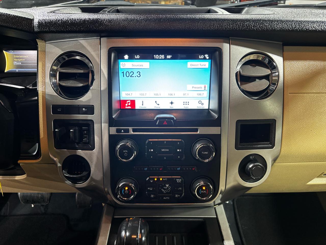 Ford Expedition EL 2WD 4dr XLT 2016