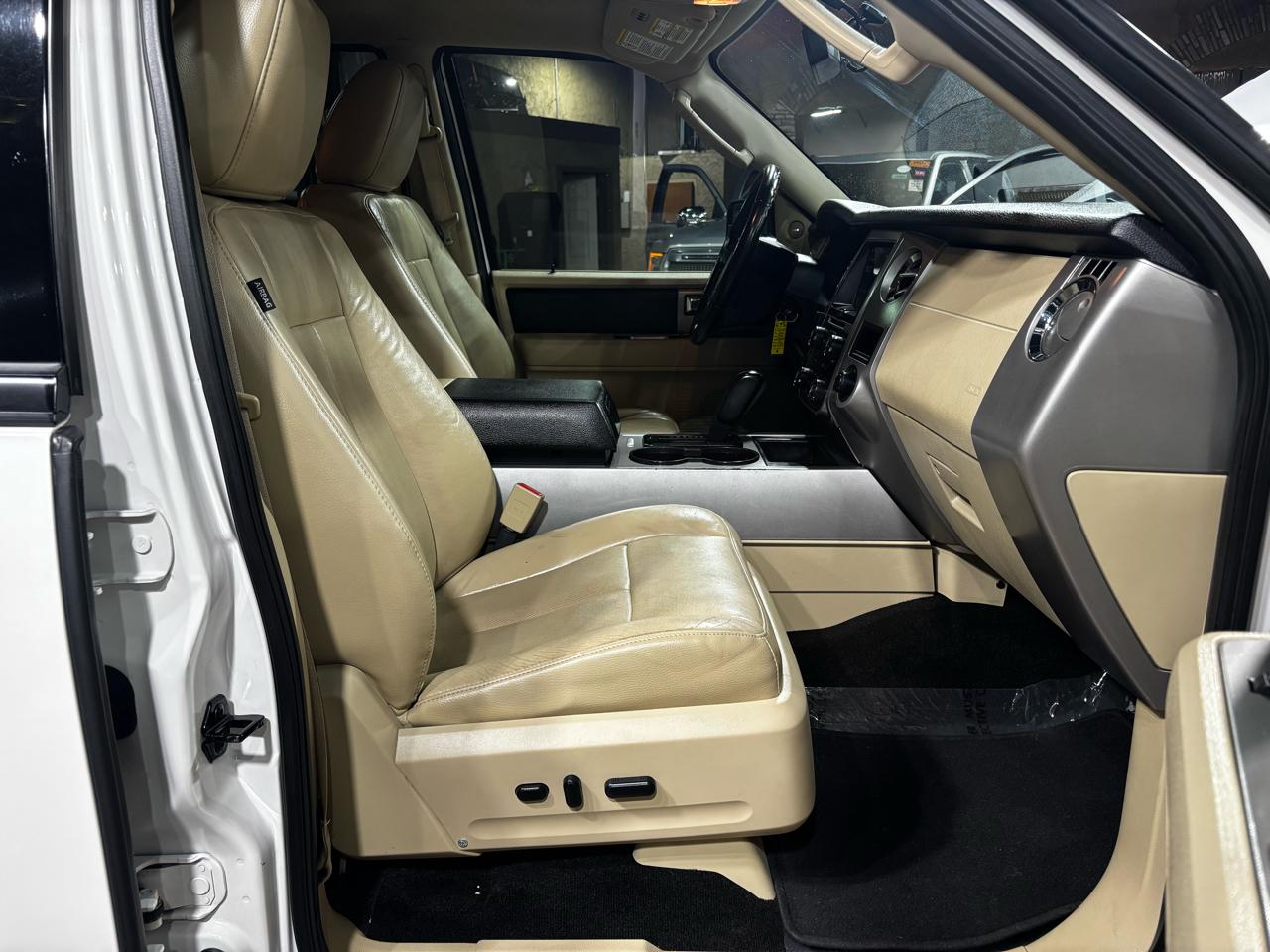 Ford Expedition EL 2WD 4dr XLT 2016