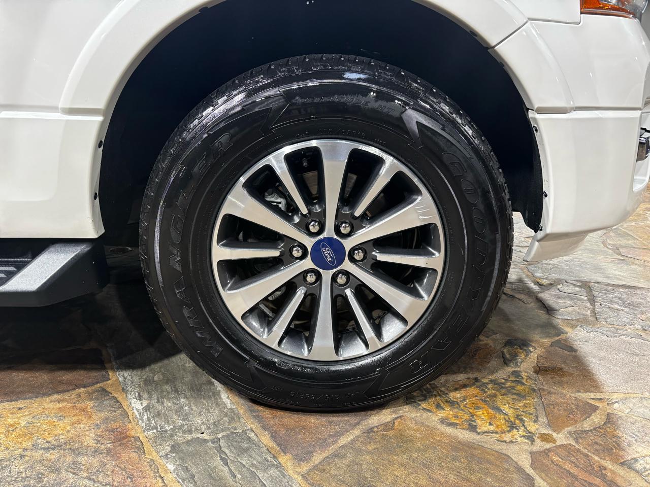 Ford Expedition EL 2WD 4dr XLT 2016