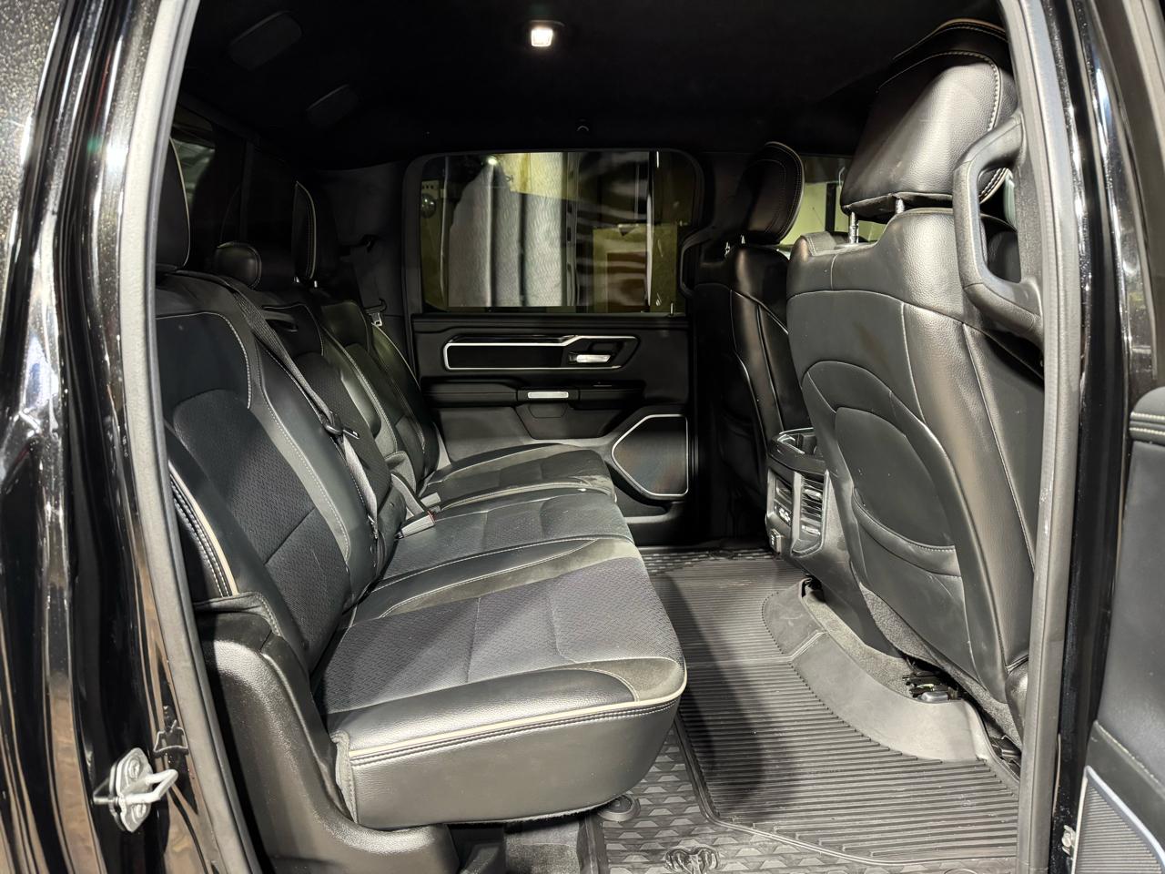 RAM 1500 Laramie 4x2 Crew Cab 5'7" Box 2019