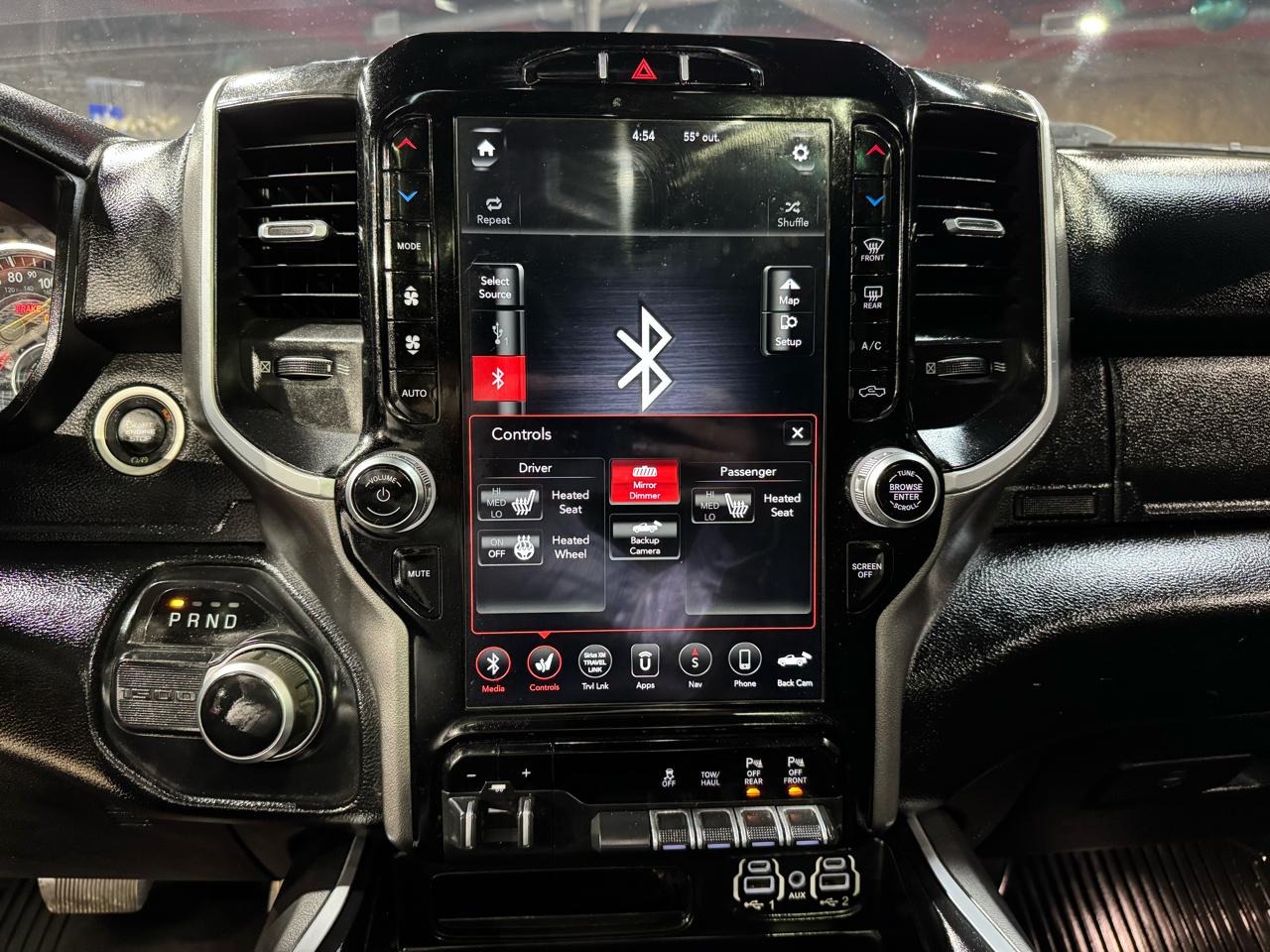 RAM 1500 Big Horn 4x2 Crew Cab 5'7" Box 2020