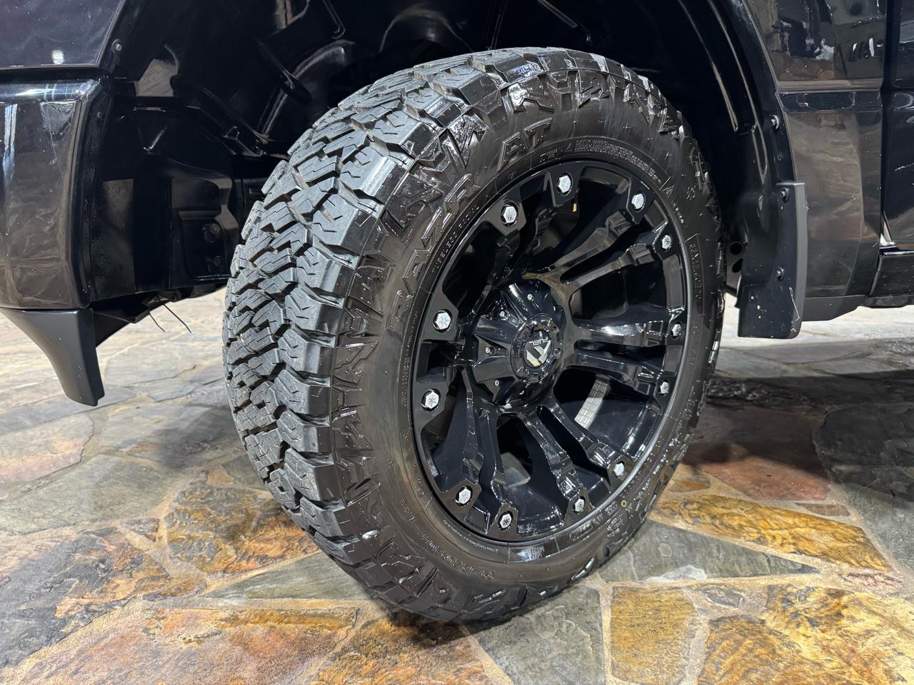 RAM 1500 Big Horn 4x2 Crew Cab 5'7" Box 2020