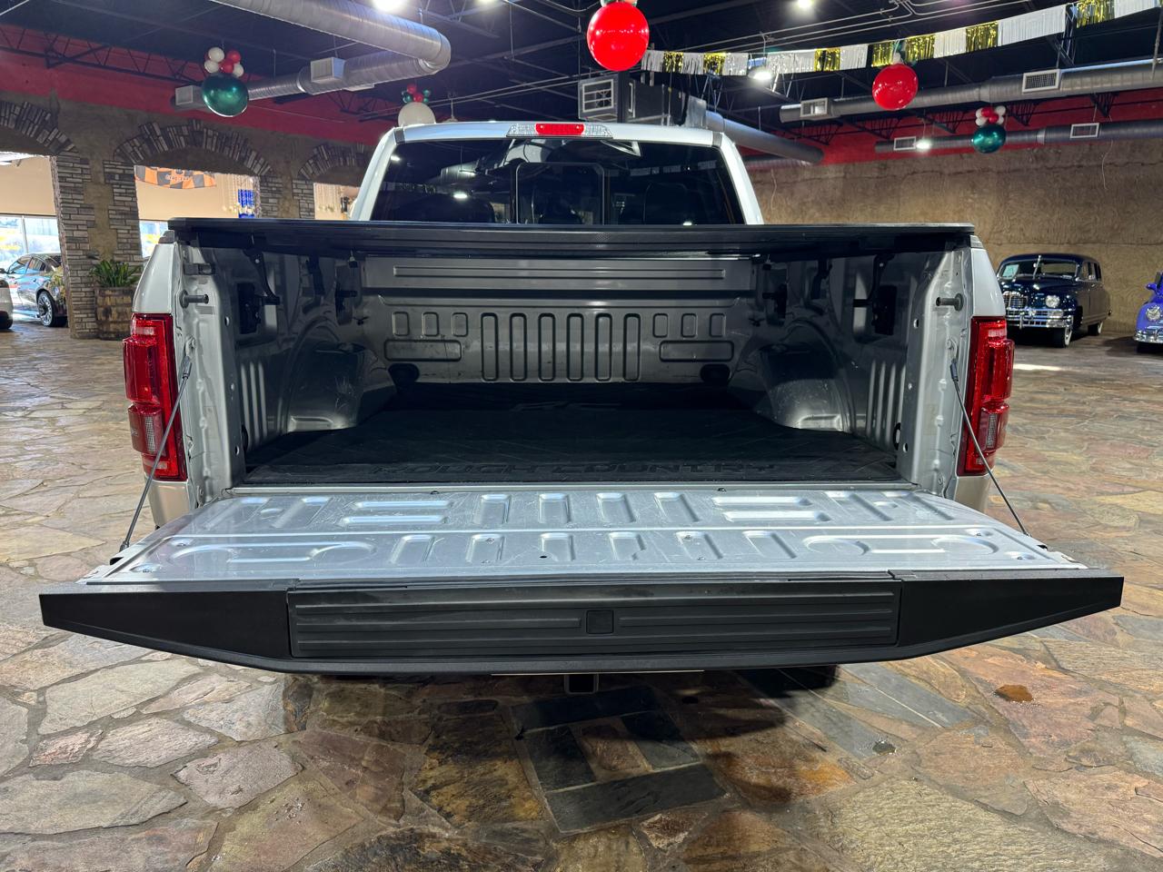 Ford F-150 Platinum 4WD SuperCrew 5.5' Box 2017