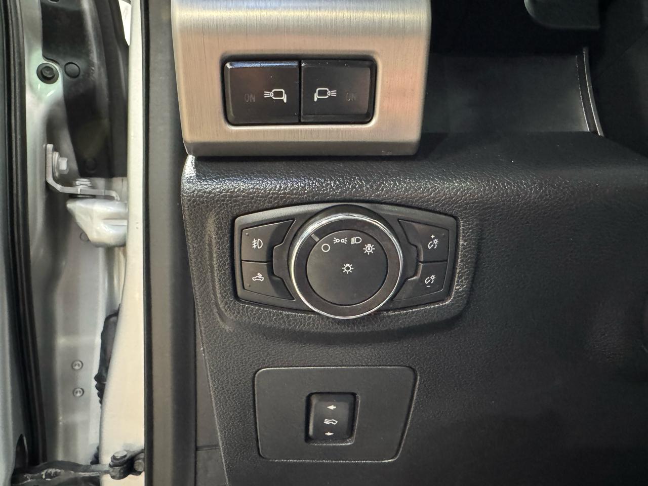 Ford F-150 Platinum 4WD SuperCrew 5.5' Box 2017