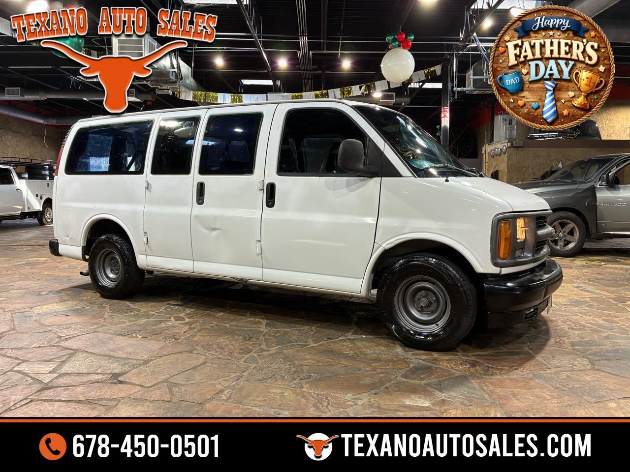 2000 Chevrolet Express 1500's photo