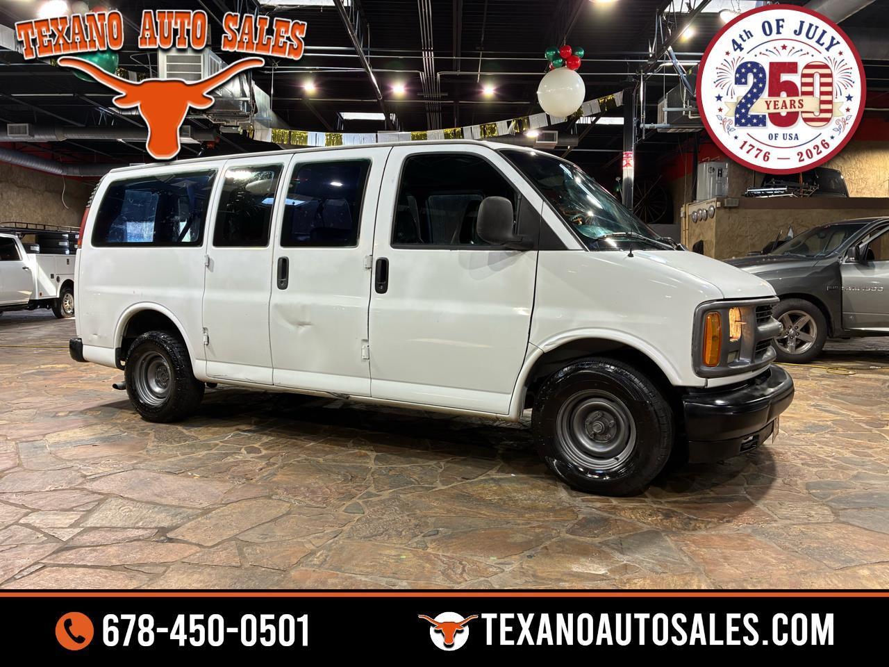 2000 Chevrolet Express Van 1500 135" WB