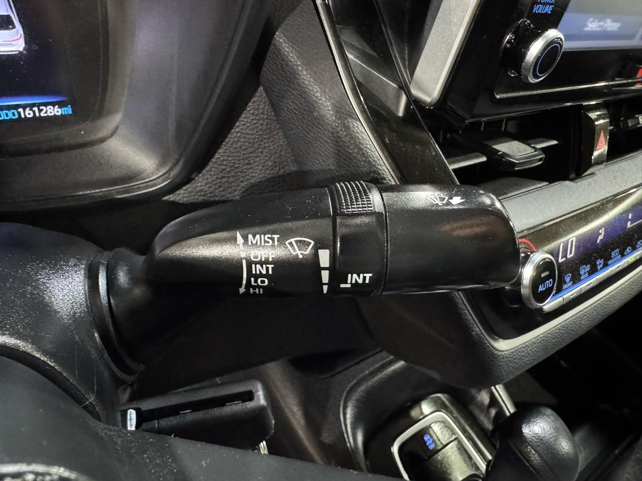 Toyota Corolla LE CVT (Natl) 2020