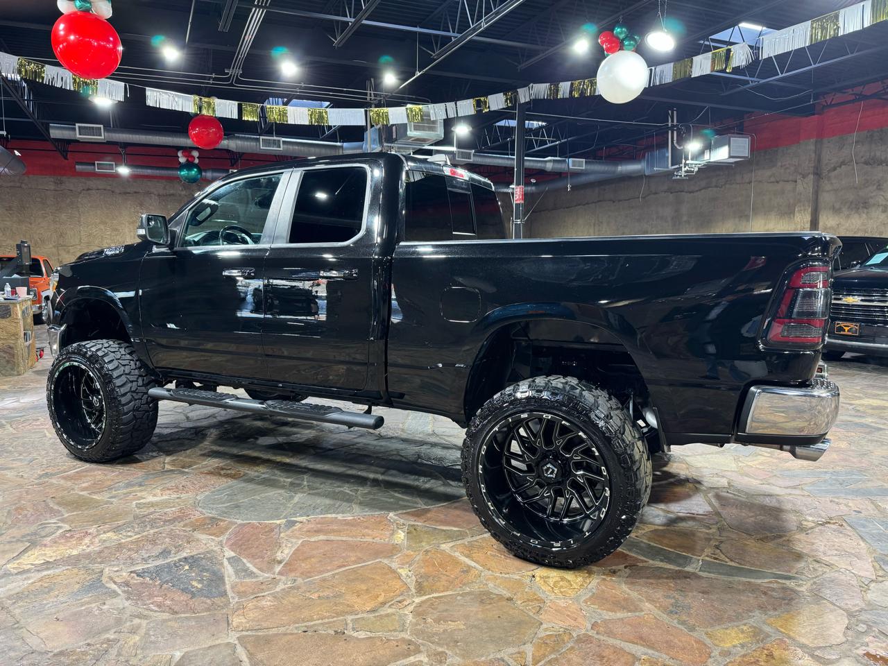 RAM 1500 Big Horn/Lone Star 4x2 Quad Cab 6'4" Box 2019