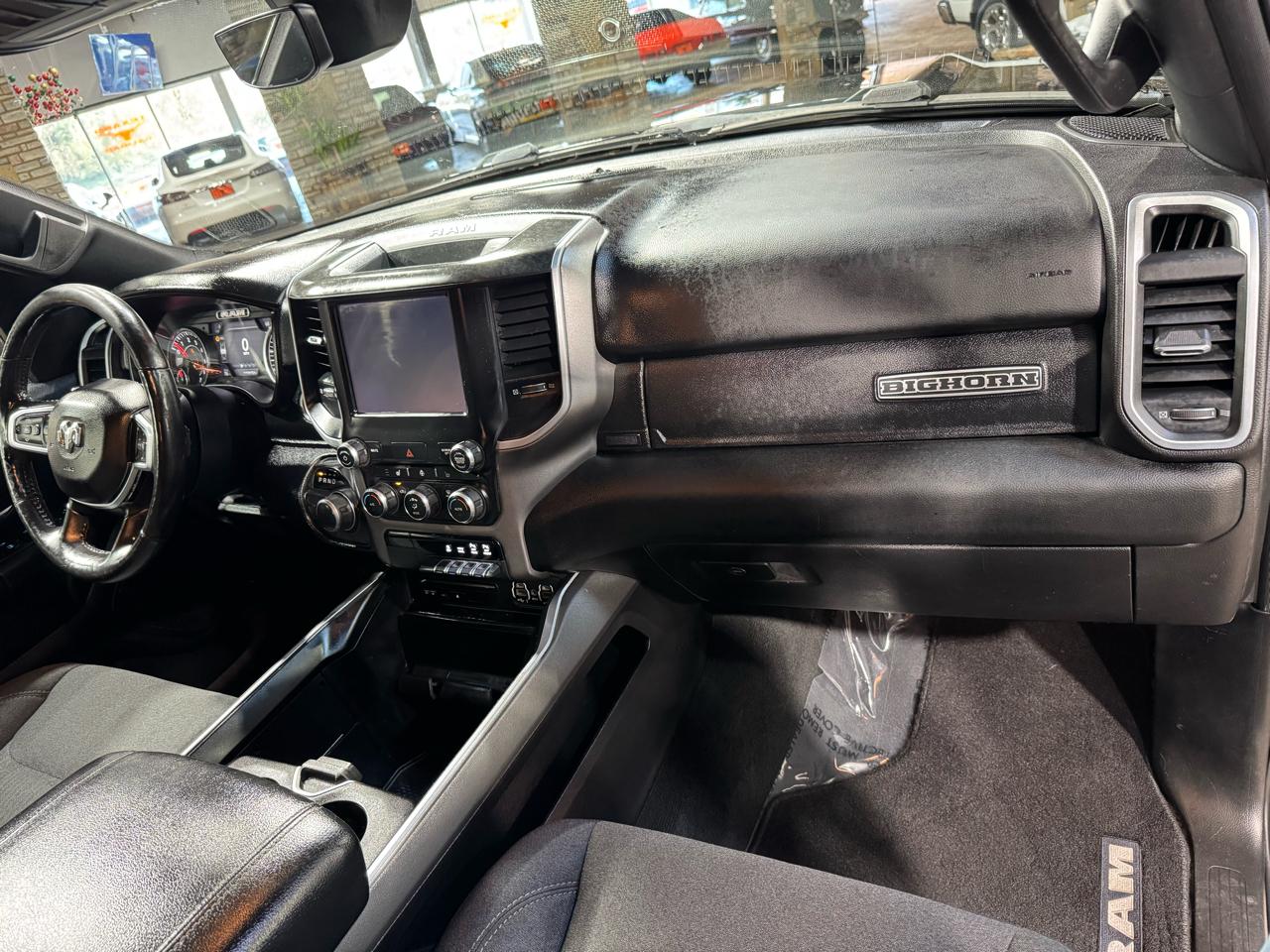 RAM 1500 Big Horn/Lone Star 4x2 Quad Cab 6'4" Box 2019