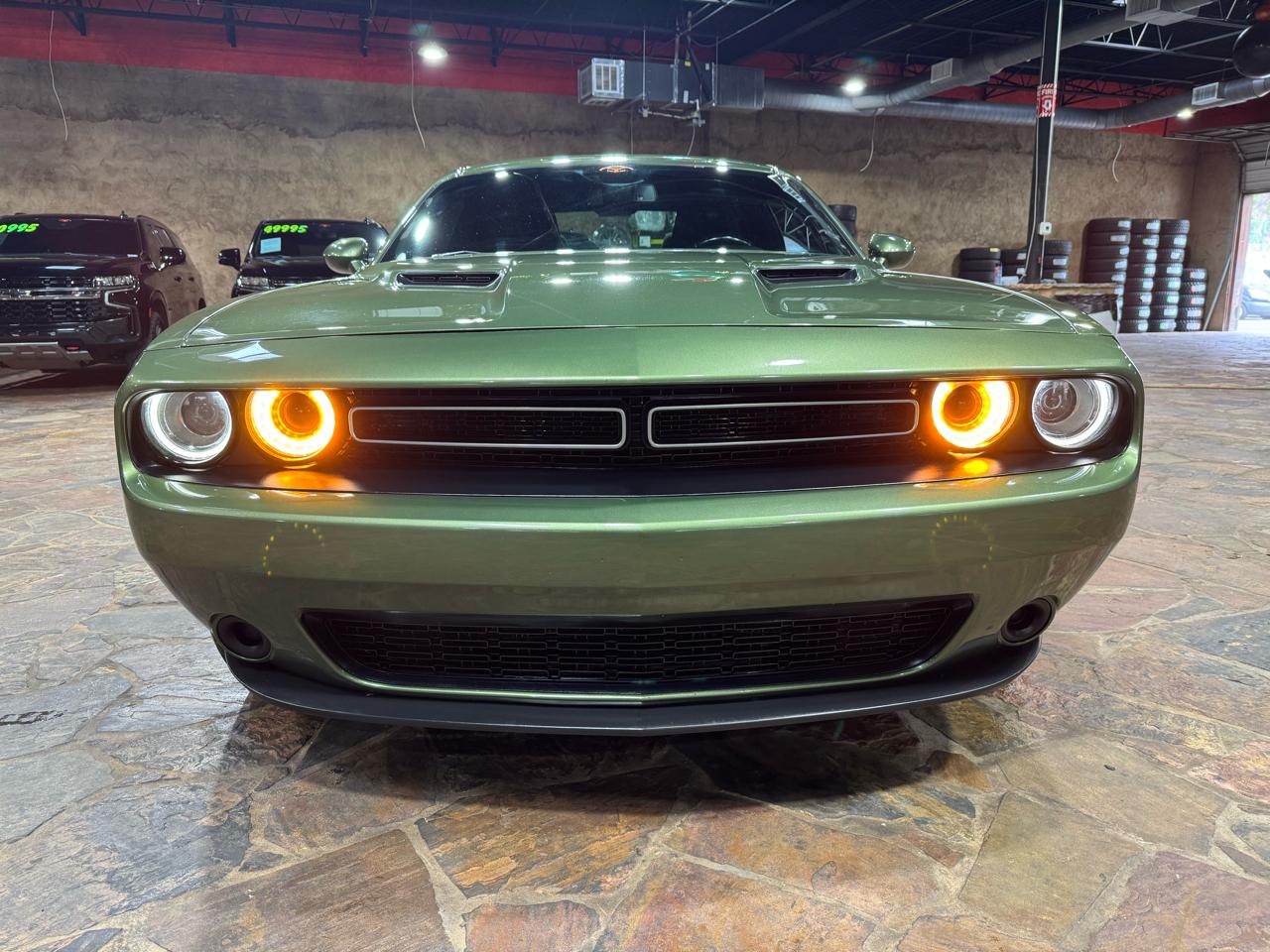 Dodge Challenger SXT RWD 2020