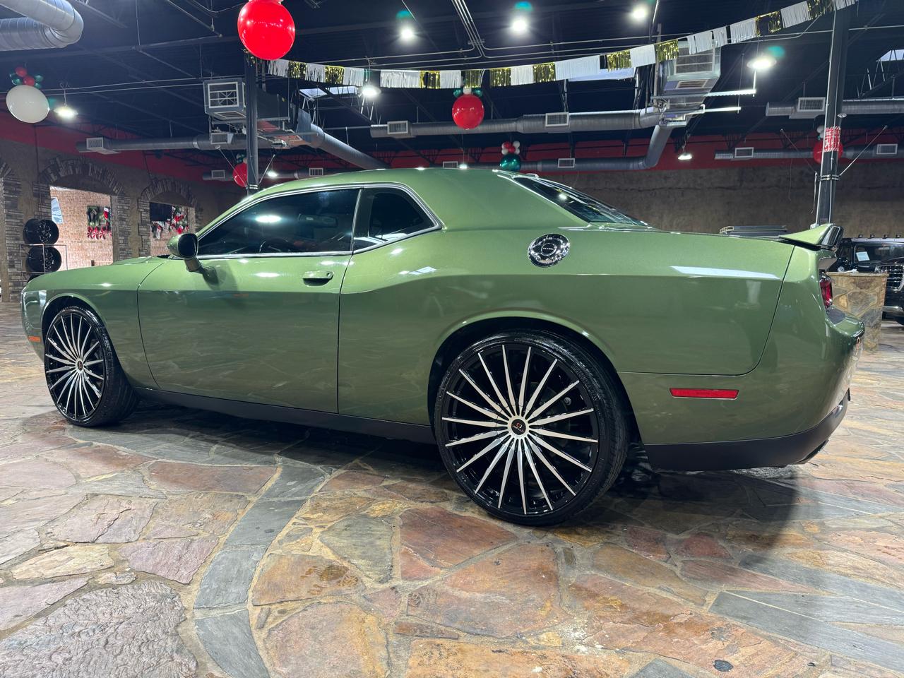 Dodge Challenger SXT RWD 2020