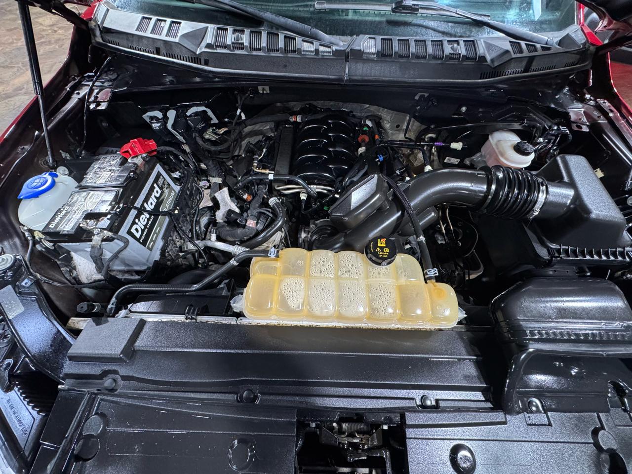 Ford F-150 4WD SuperCrew 145" XLT 2018