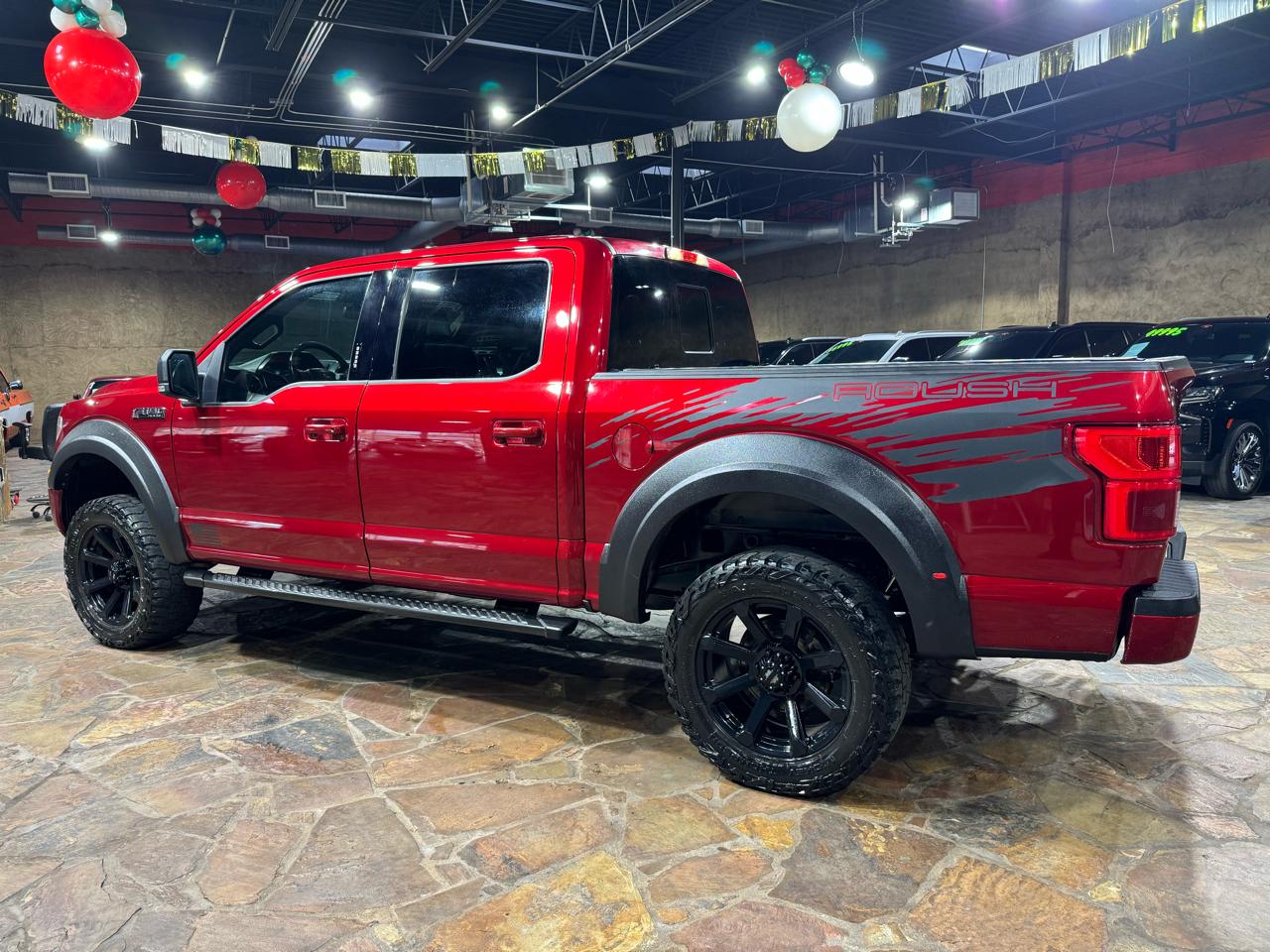 Ford F-150 4WD SuperCrew 145" XLT 2018