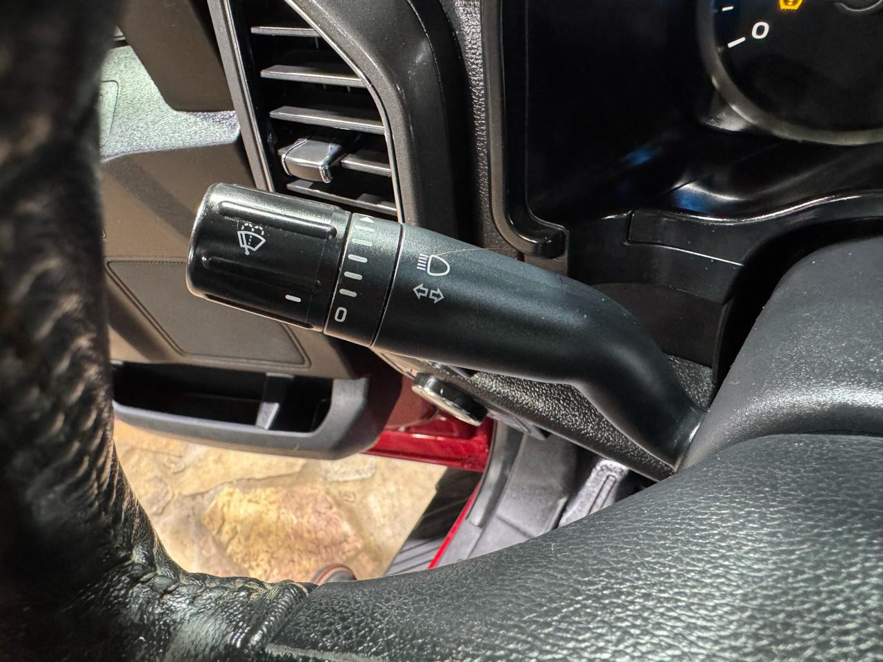 Ford F-150 4WD SuperCrew 145" XLT 2018