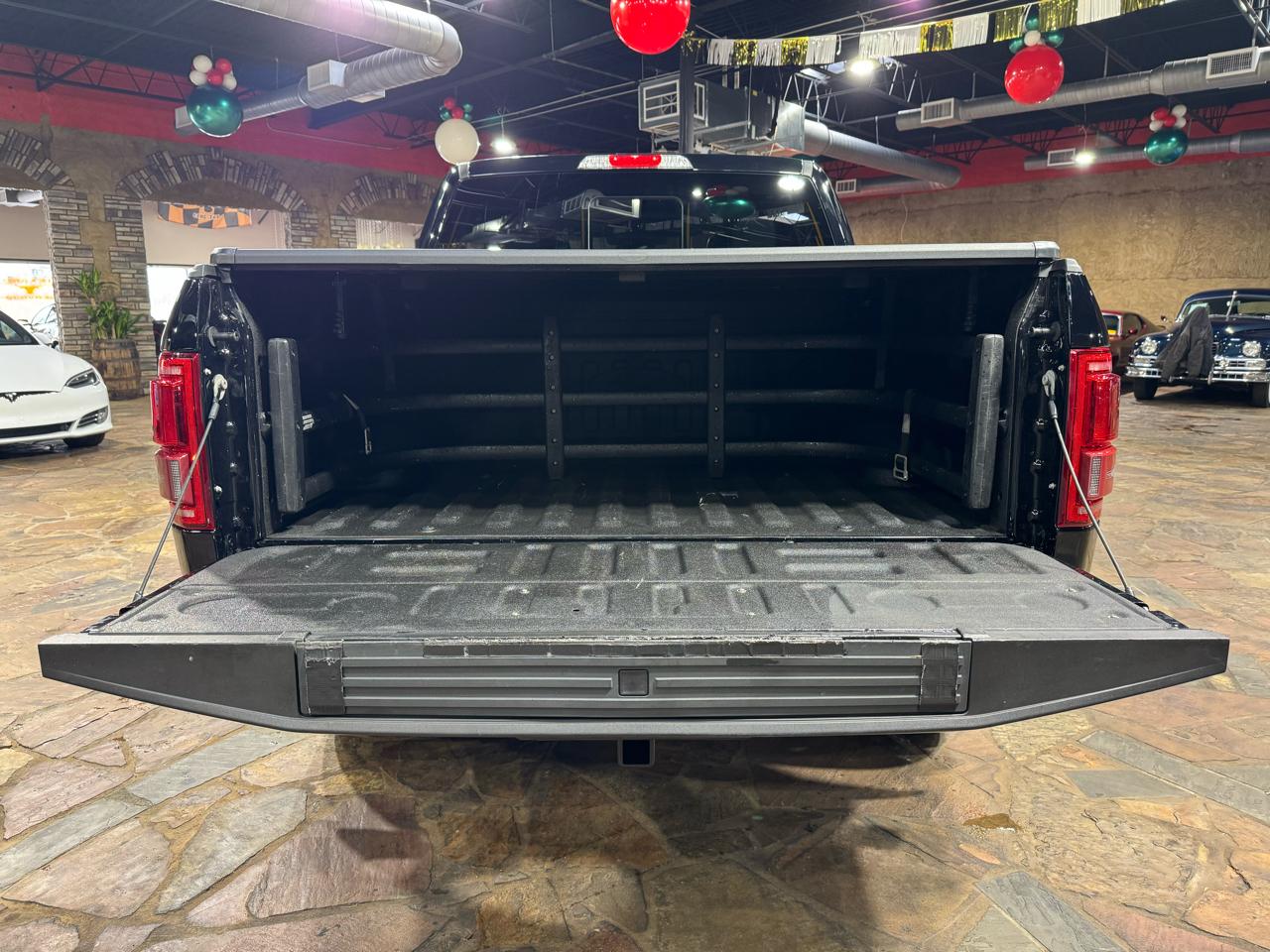 Ford F-150 Platinum 4WD SuperCrew 5.5' Box 2017