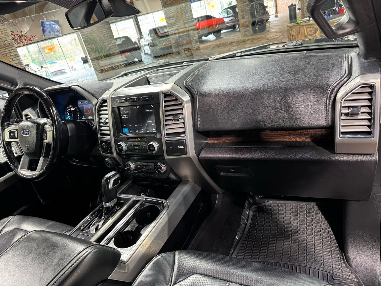 Ford F-150 Platinum 4WD SuperCrew 5.5' Box 2017