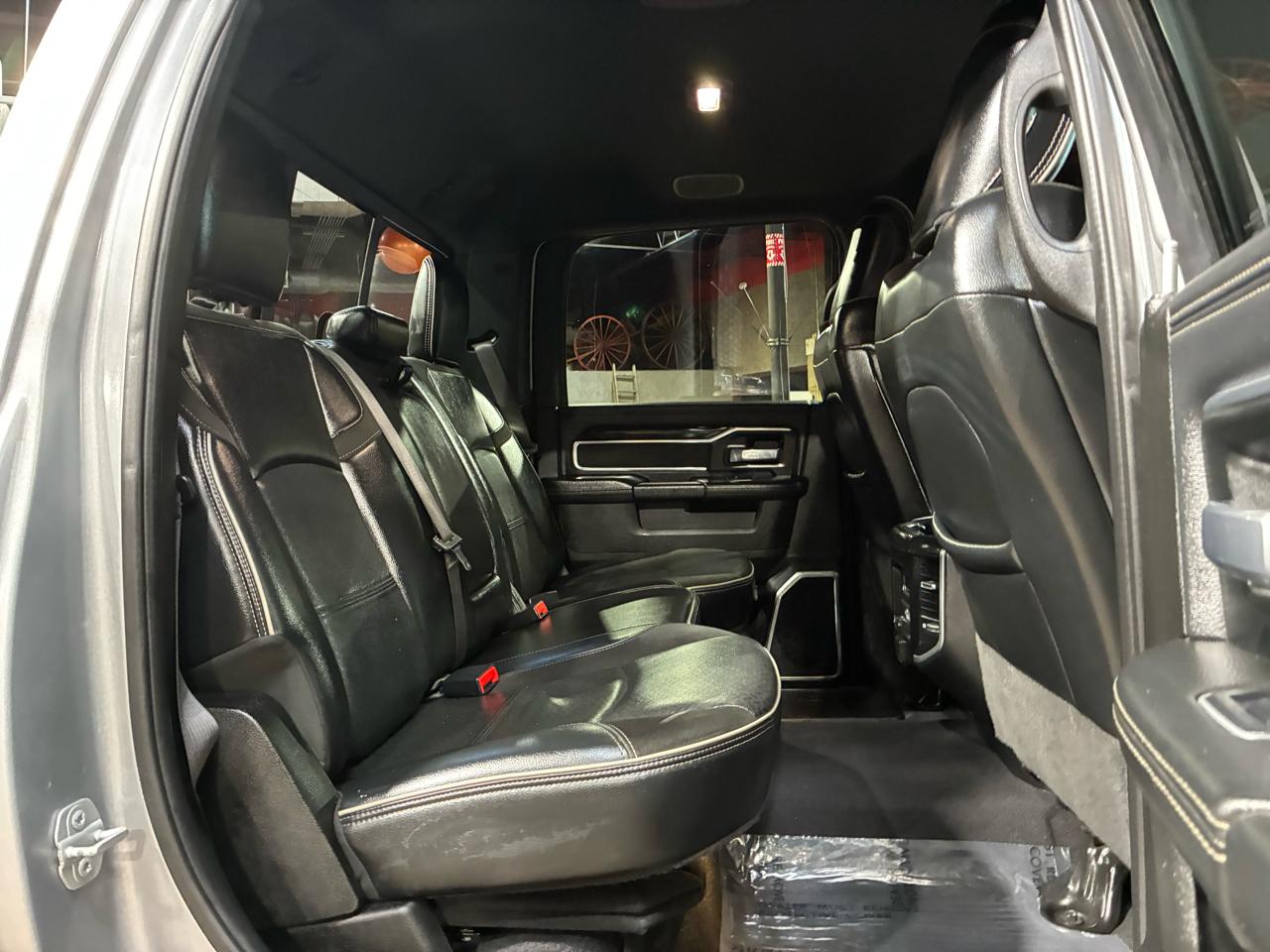 RAM 2500 Laramie 4x4 Crew Cab 6'4" Box 2021