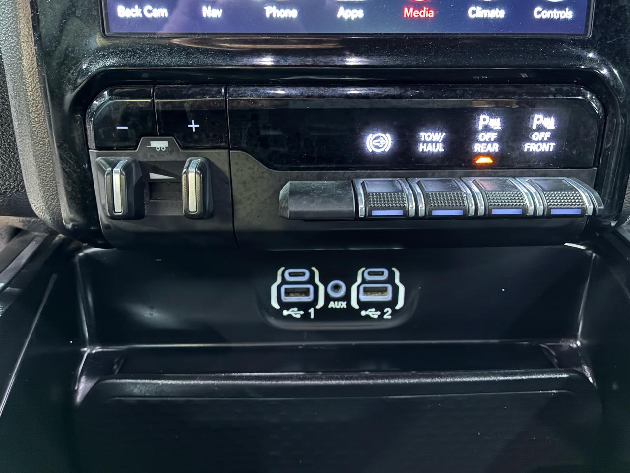 RAM 2500 Laramie 4x4 Crew Cab 6'4" Box 2021