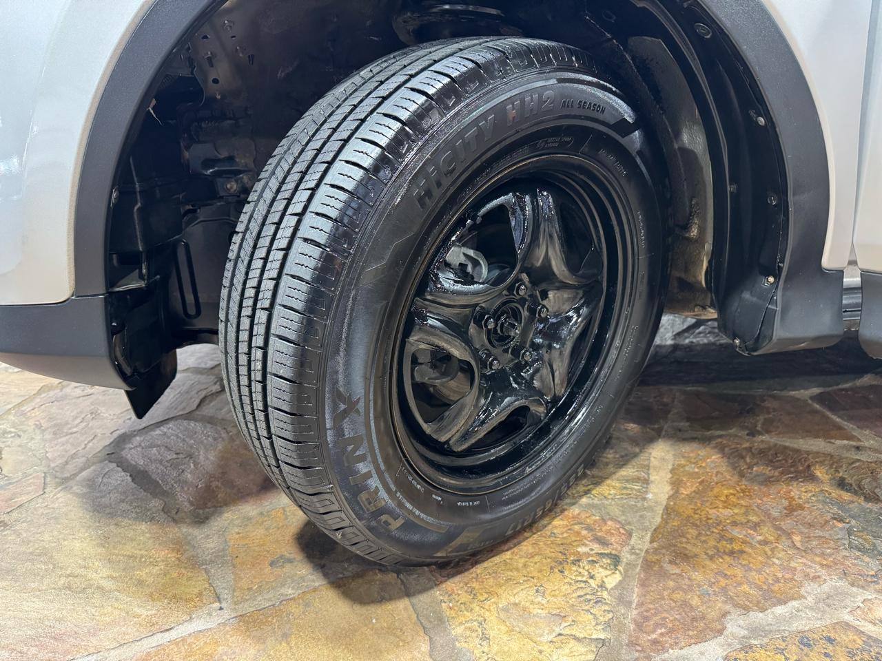 Toyota RAV4 FWD 4dr LE (Natl) 2014