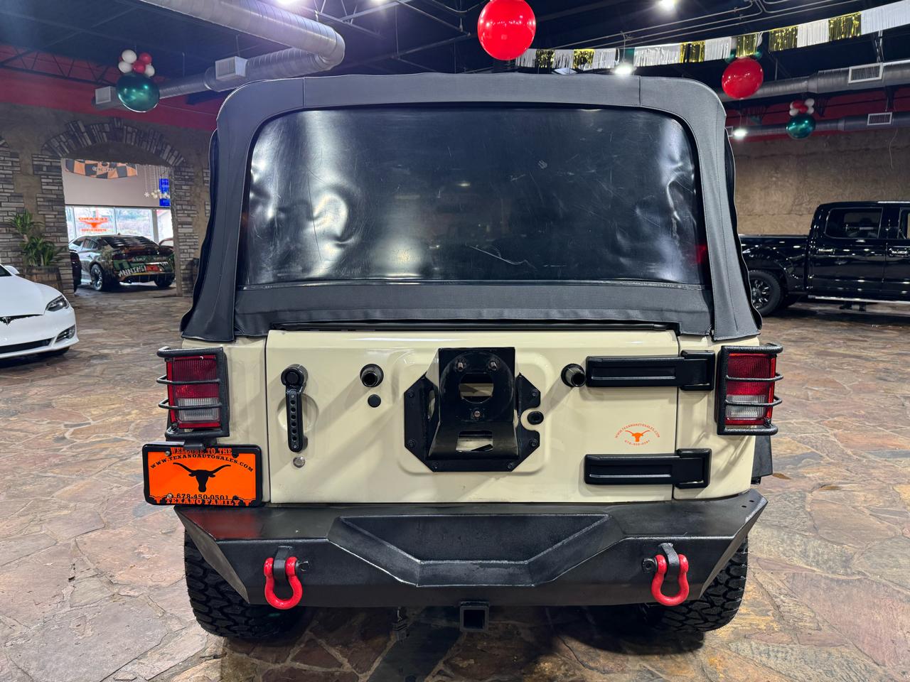 Jeep Wrangler Unlimited 4WD 4dr Sport 2011