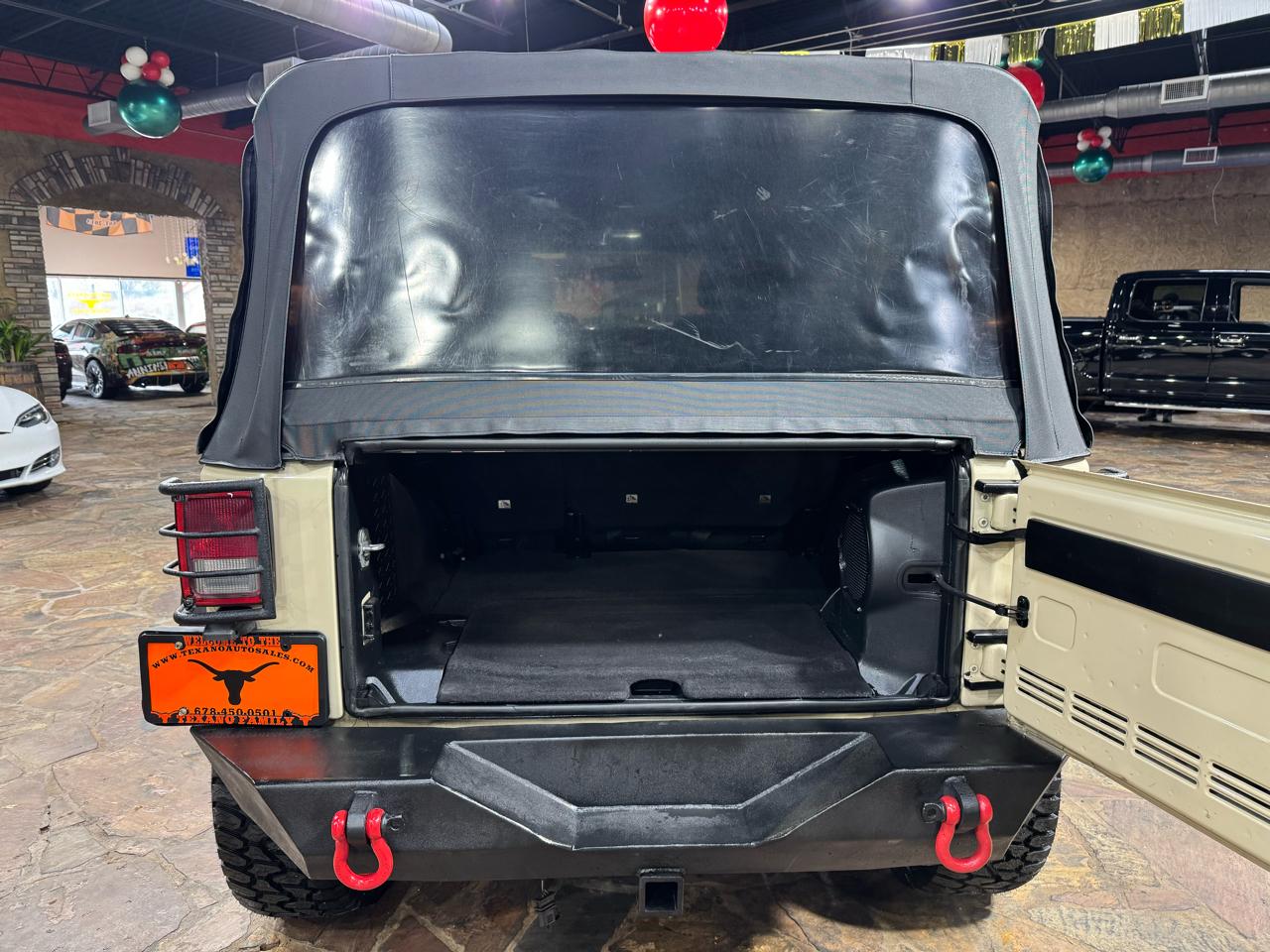 Jeep Wrangler Unlimited 4WD 4dr Sport 2011