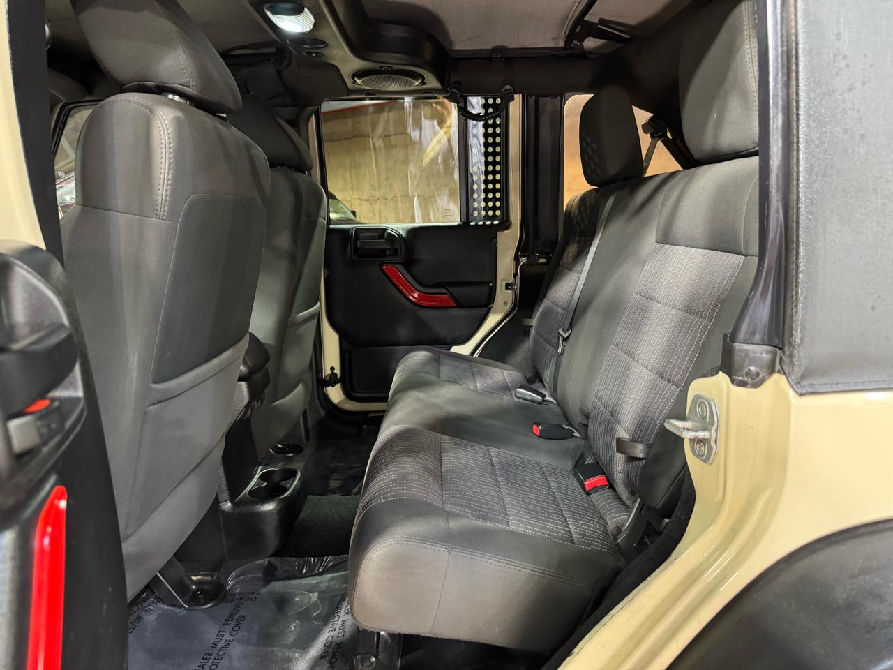 Jeep Wrangler Unlimited 4WD 4dr Sport 2011