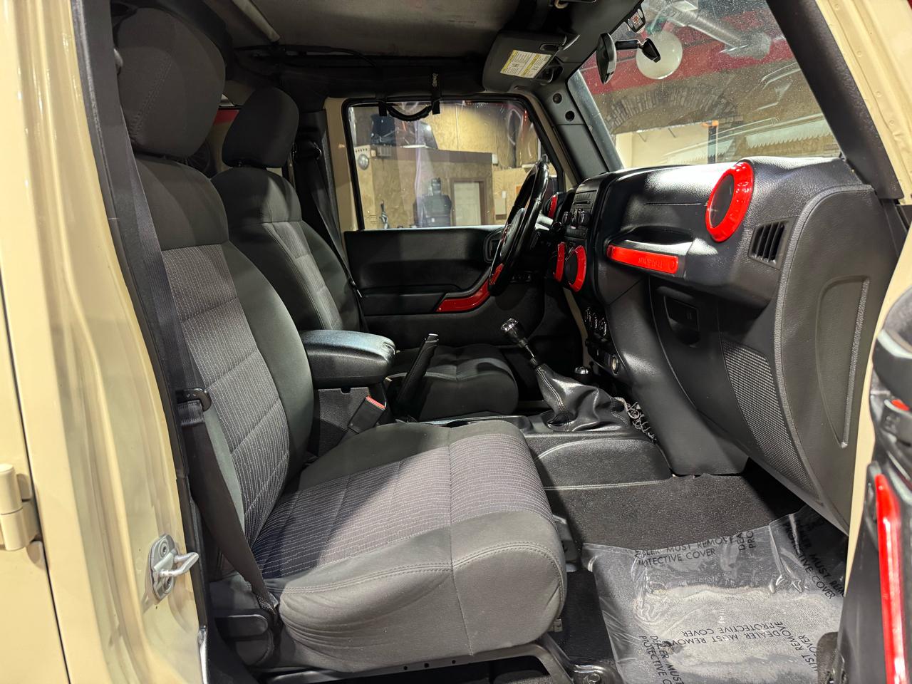 Jeep Wrangler Unlimited 4WD 4dr Sport 2011