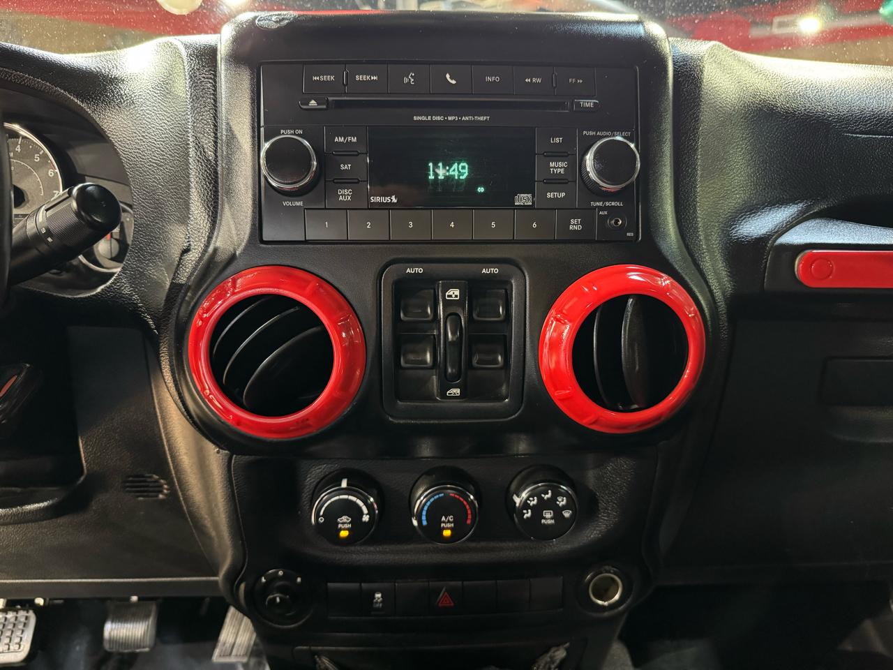 Jeep Wrangler Unlimited 4WD 4dr Sport 2011