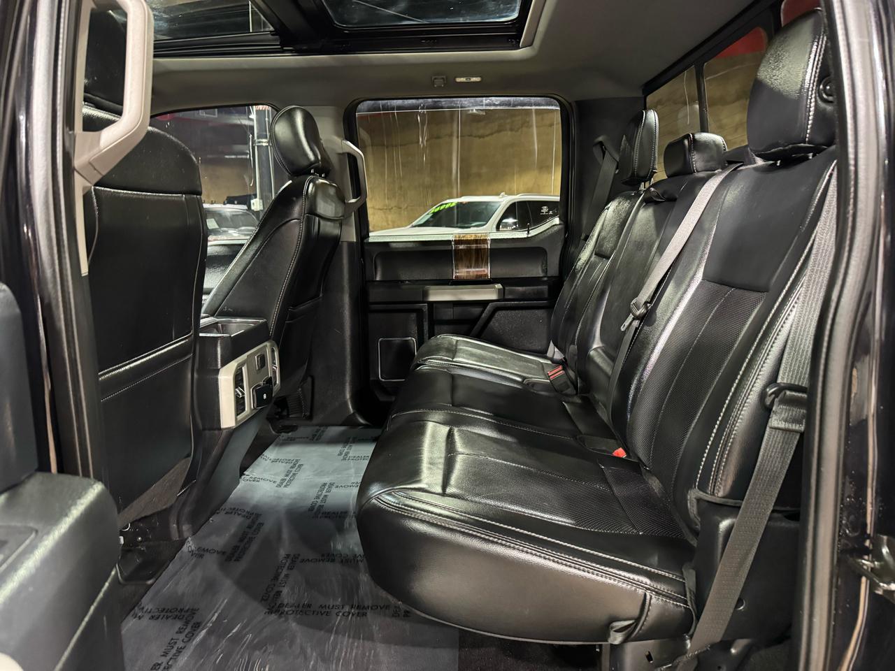 Ford F-150 4WD SuperCrew 145" Lariat 2019