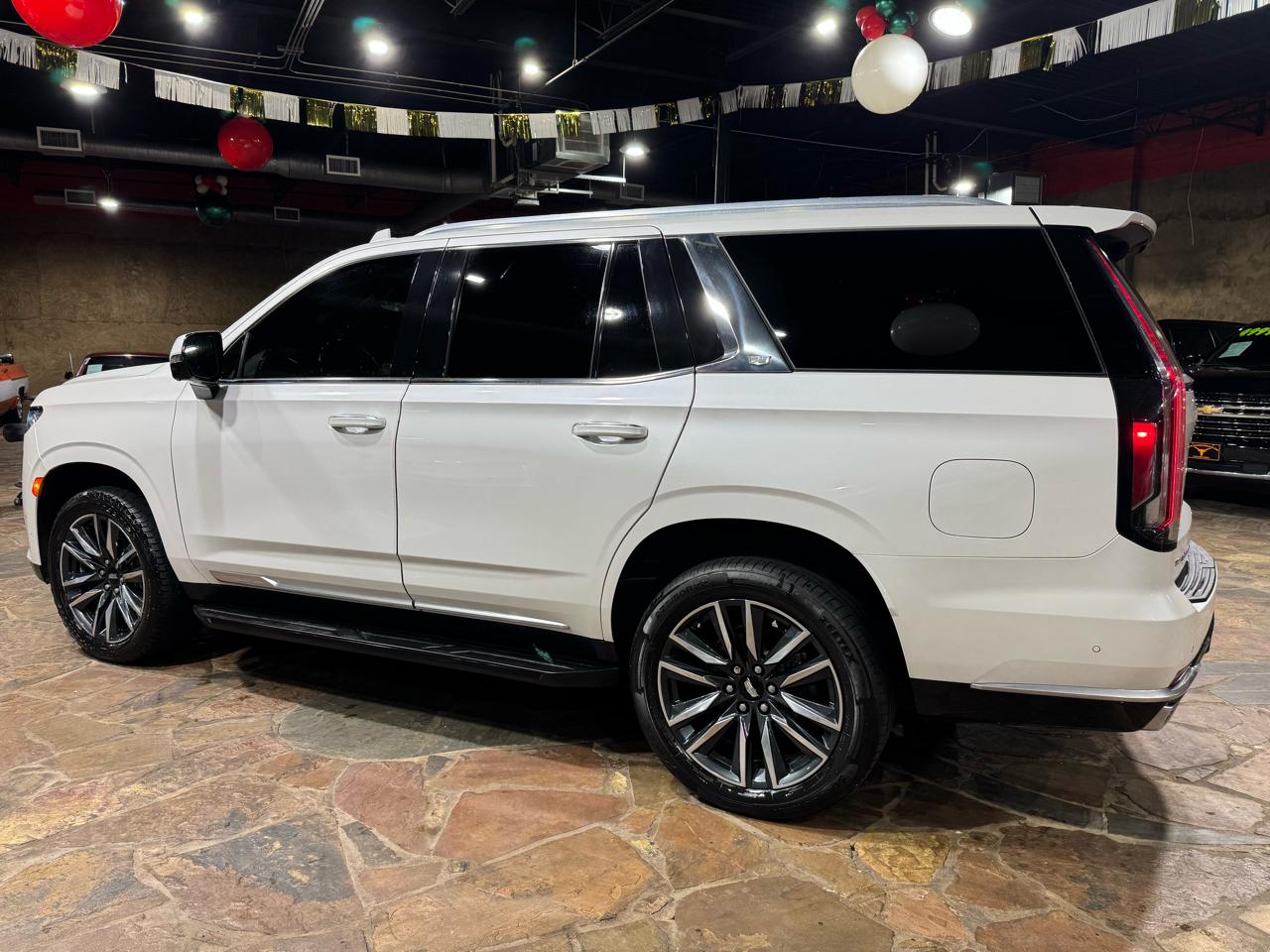 Cadillac Escalade 2WD 4dr Premium Luxury 2021