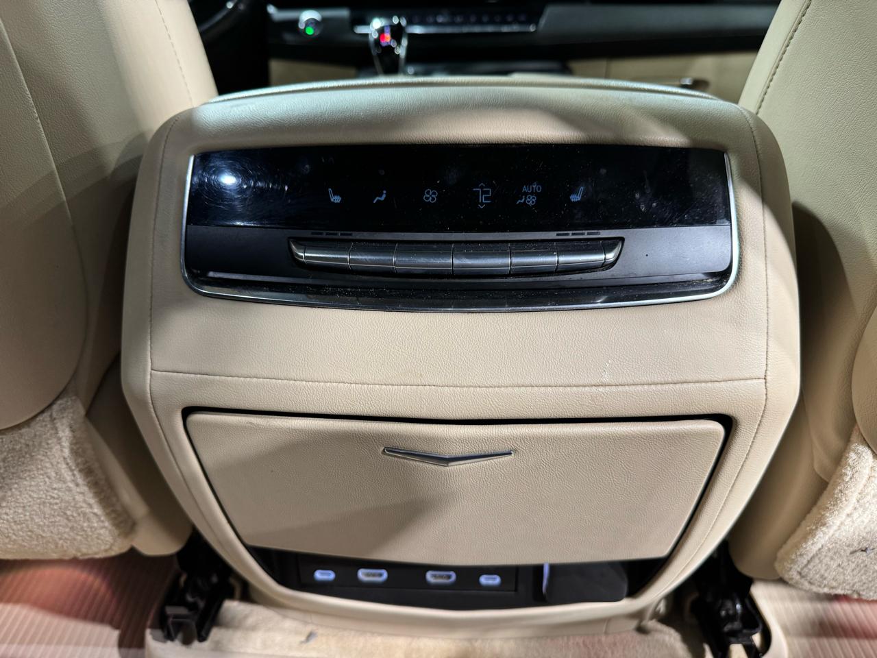 Cadillac Escalade 2WD 4dr Premium Luxury 2021