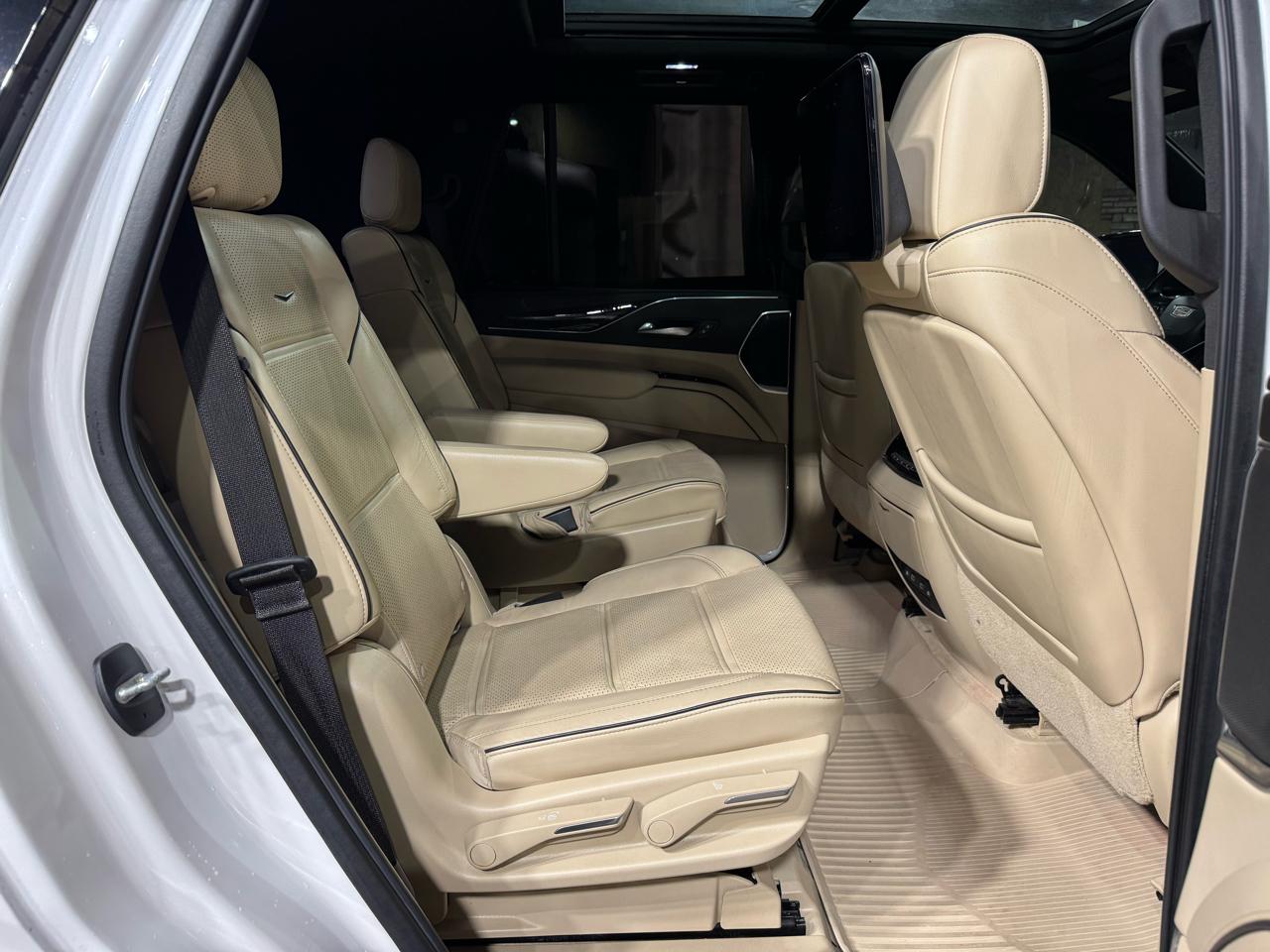 Cadillac Escalade 2WD 4dr Premium Luxury 2021