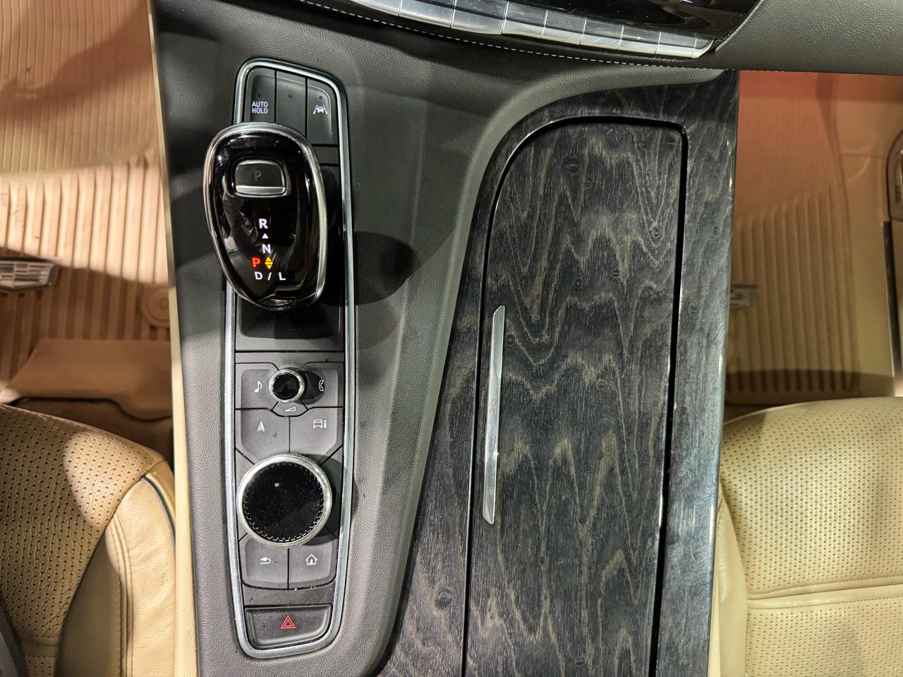 Cadillac Escalade 2WD 4dr Premium Luxury 2021