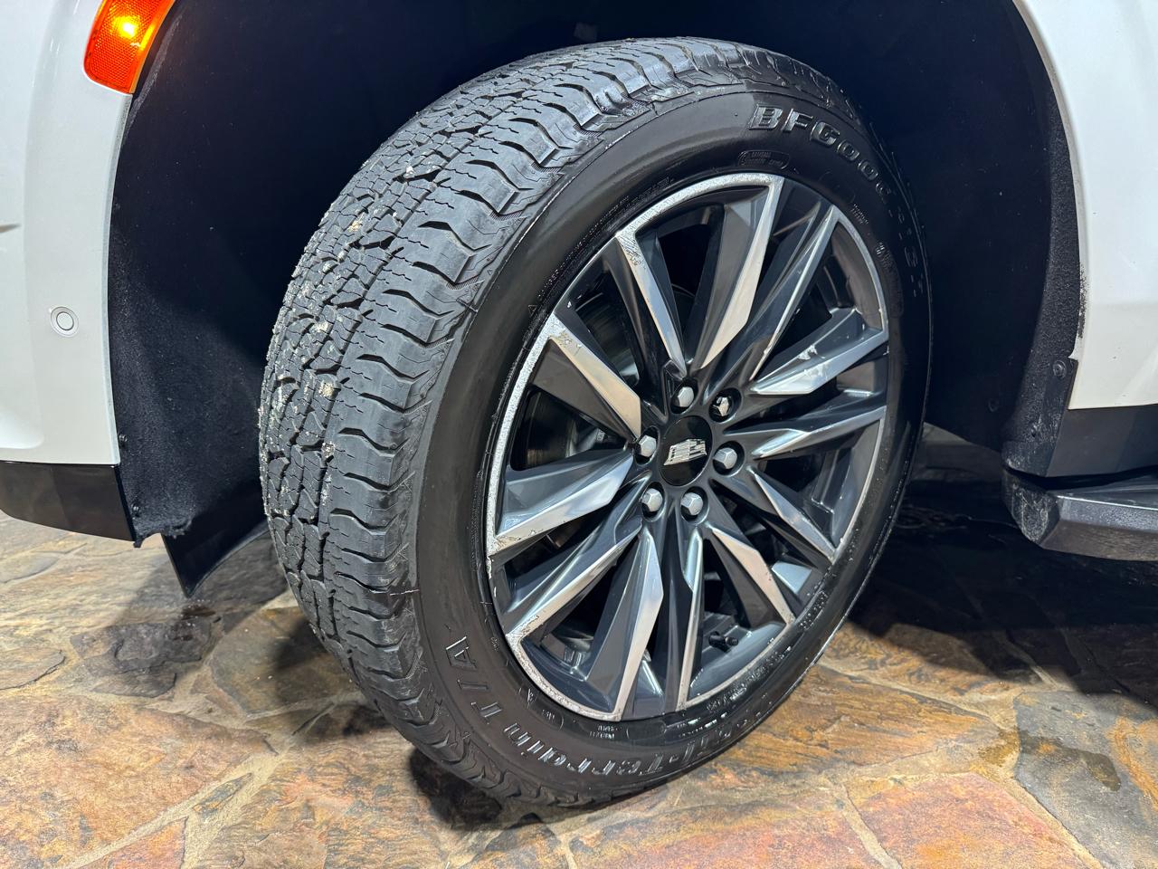 Cadillac Escalade 2WD 4dr Premium Luxury 2021