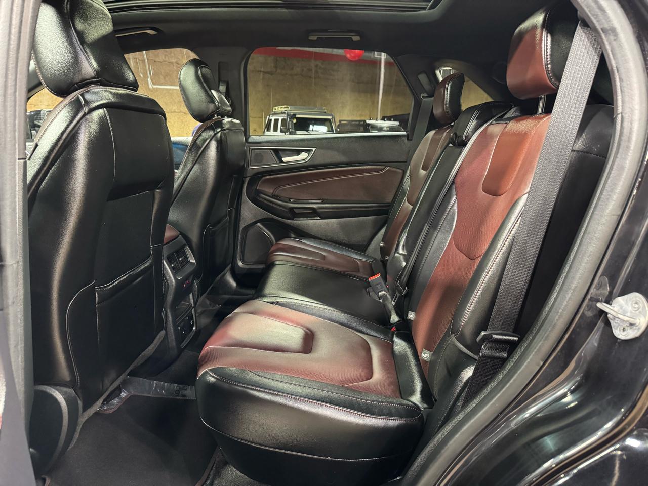 Ford Edge Titanium FWD 2020