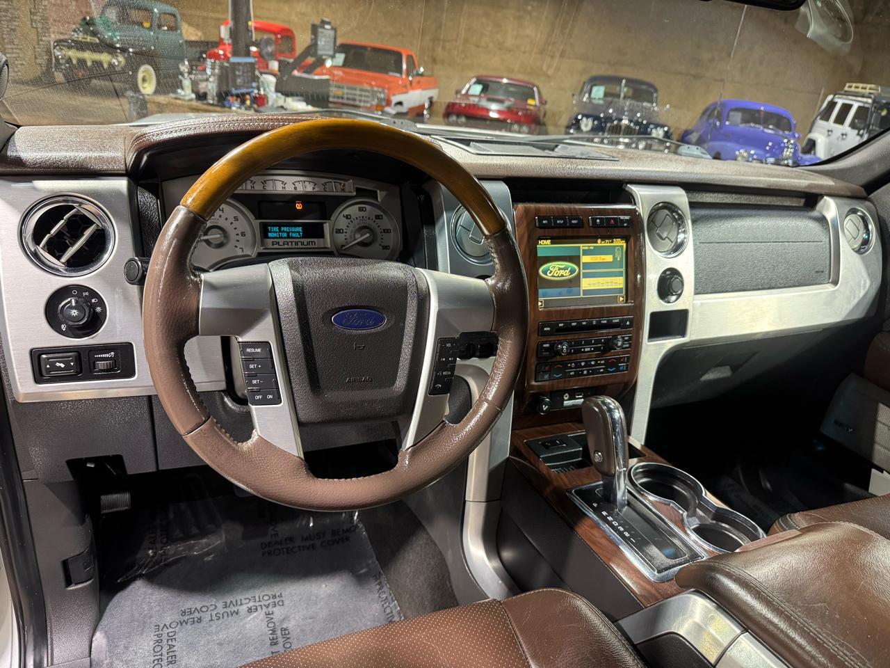 Ford F-150 4WD SuperCrew 145" Platinum 2010