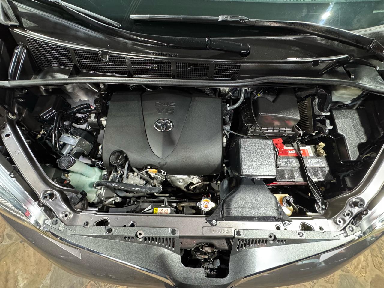 Toyota Sienna XLE Auto Access Seat FWD 7-Passenger (Natl) 2020