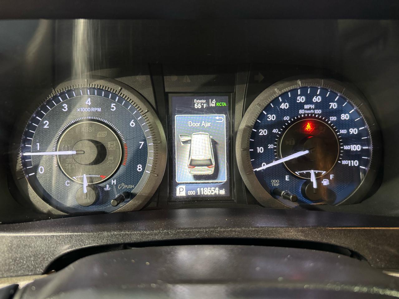 Toyota Sienna XLE Auto Access Seat FWD 7-Passenger (Natl) 2020