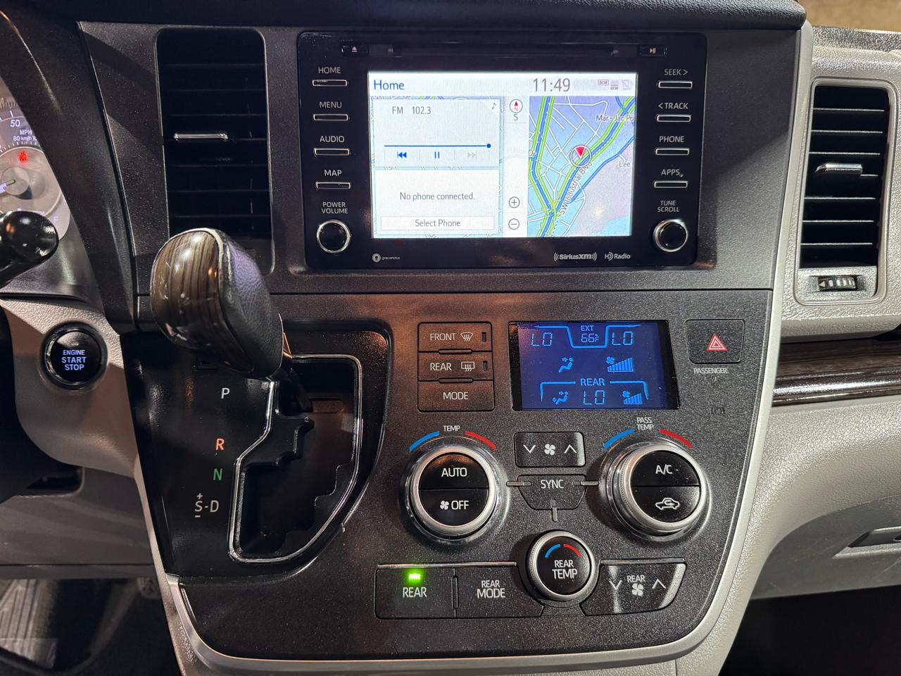 Toyota Sienna XLE Auto Access Seat FWD 7-Passenger (Natl) 2020