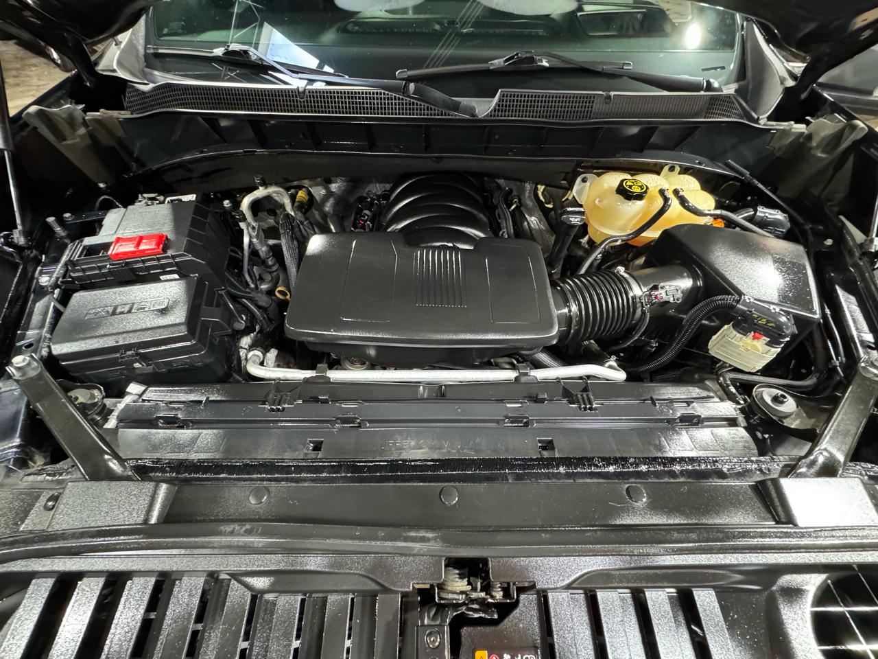 Chevrolet Silverado 1500 4WD Crew Cab 147" High Country 2019