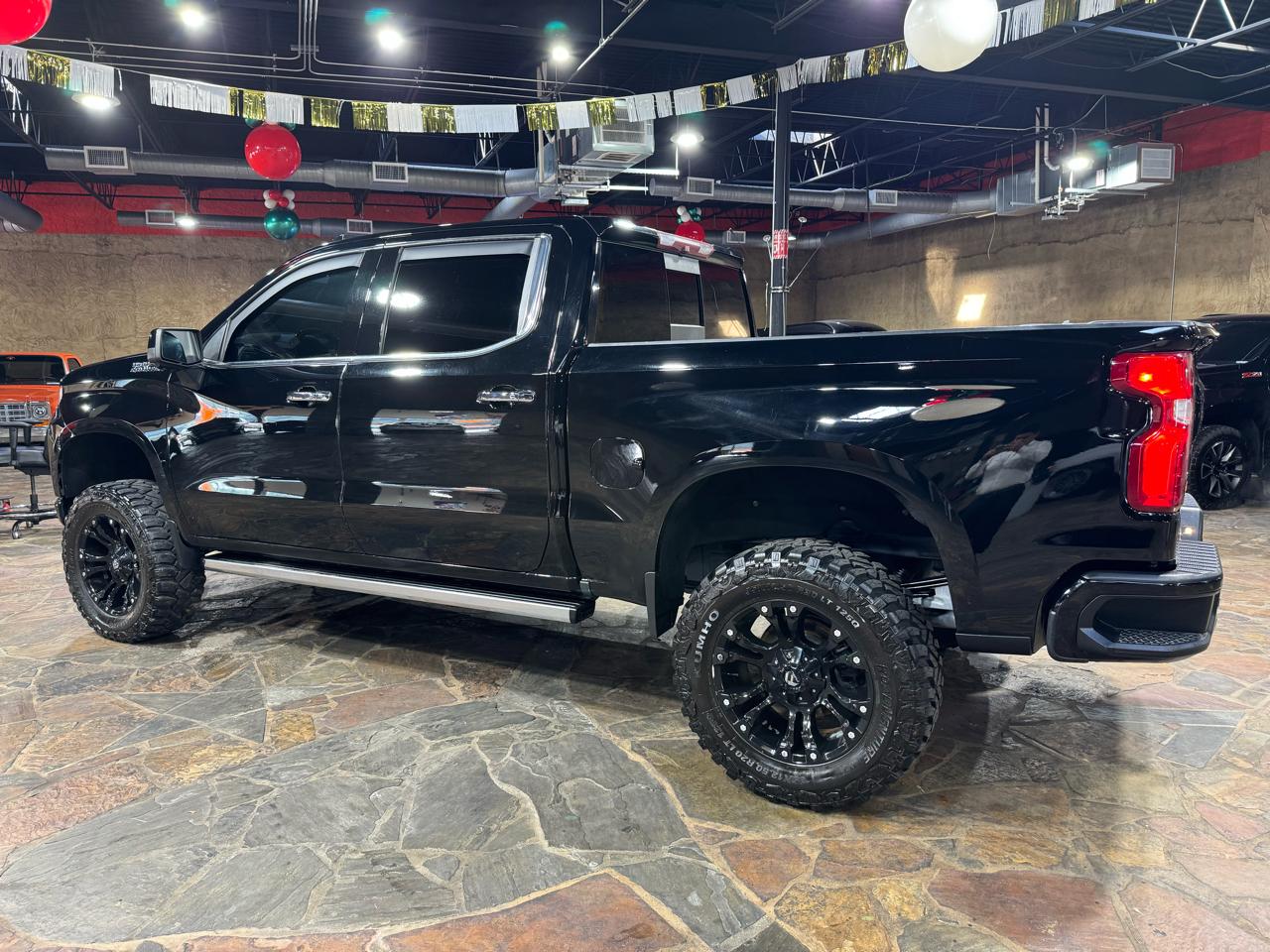 Chevrolet Silverado 1500 4WD Crew Cab 147" High Country 2019