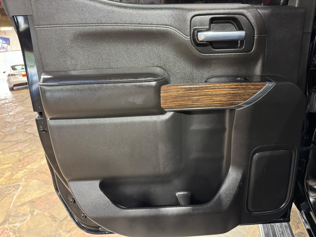 Chevrolet Silverado 1500 4WD Crew Cab 147" High Country 2019